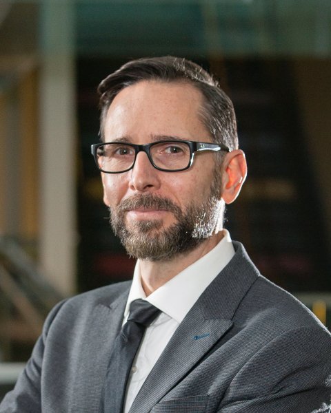 Sean Lyons